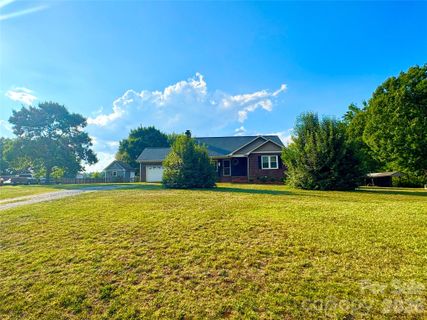 4105 Salem Pointe Drive