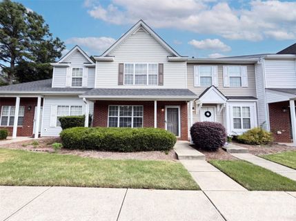 14205 Tranters Creek Lane active home in Bennington Place, Charlotte, NC