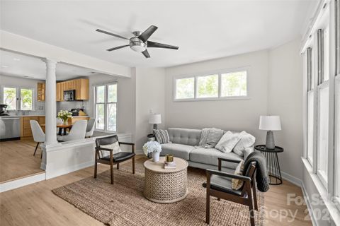 433 W 8th Street active home in Fourth Ward, Charlotte, NC