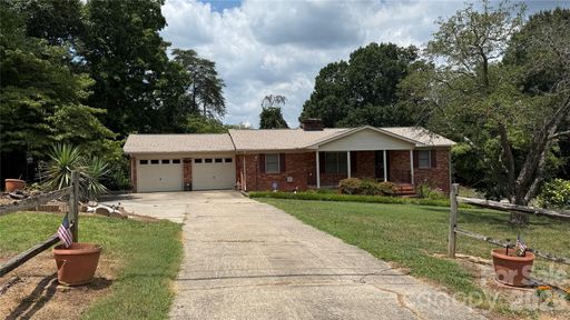 3858 Dover Street active home in Woodland Oaks, Claremont, NC