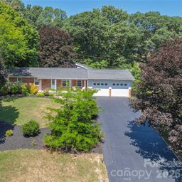 258 Camelot Drive