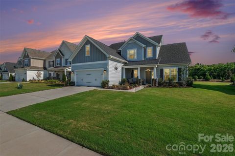 3826 Dahlia Drive active home in Camellia Gardens, Harrisburg, NC