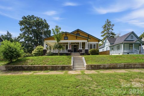 1627 N Main Street
