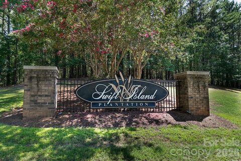 168 Plantation Way pending home in Swift Island Plantation, Mount Gilead, NC