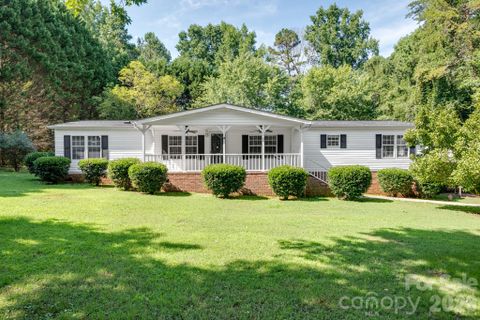 2322 Cyrus Drive pending home in Brown Borough, Clover, SC