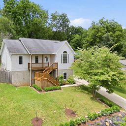 320 Meadowbrook Drive