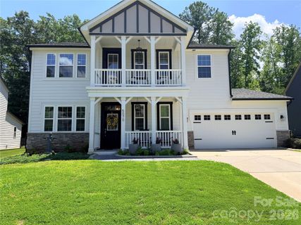 Homes in Lake Crest, Lake Wylie