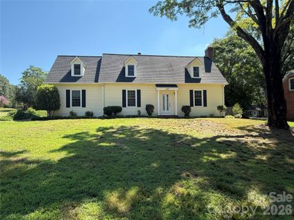 207 Edgemont Drive