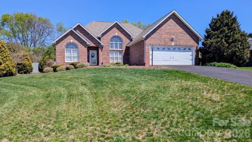 Homes in Brickfield, Hickory