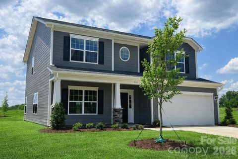 Homes in Hannahs Meadow, Concord
