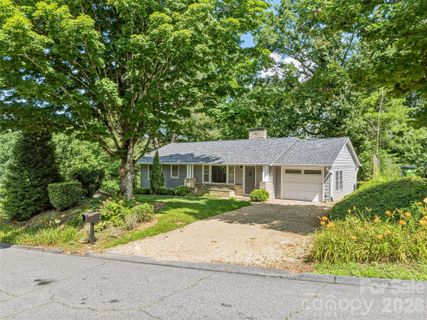 Homes in Beverly Hills, Asheville