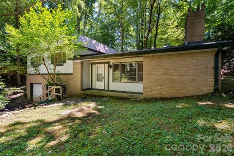 121 Horseshoe Drive