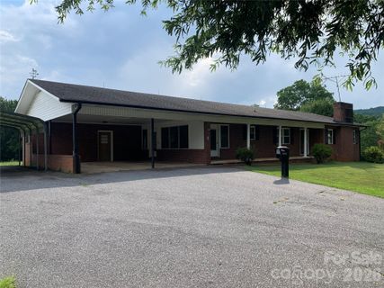 6285 Nc 16 Highway