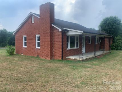 6231 Nc 16 Highway