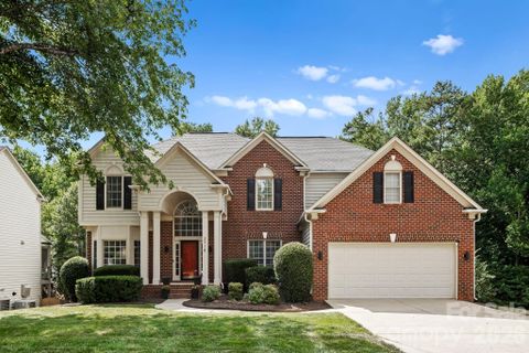 2718 Peverell Lane