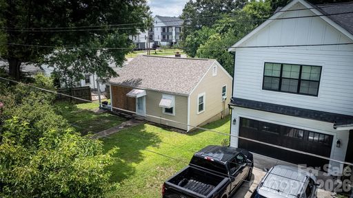 405 W Cama Street pending home in York, Charlotte, NC