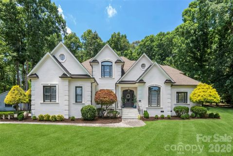 10107 Annie Oakley Trail