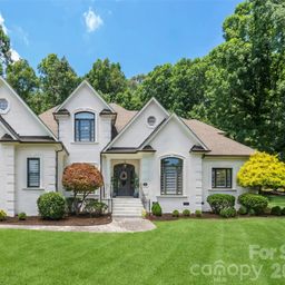 10107 Annie Oakley Trail