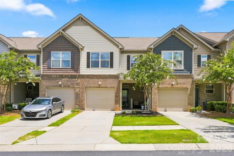 347 Kennebel Place active home in Waterside At The Catawba, Fort Mill, SC