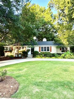5444 Topping Place sold home in Barclay Downs, Charlotte, NC