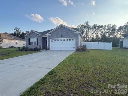 1404 Greenock Lane
