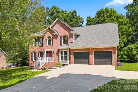 122 W Tattersall Drive