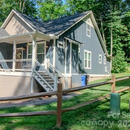 611 Twinbrook Lane