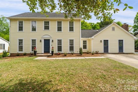 Homes in Wood Creek Plantation, Charlotte