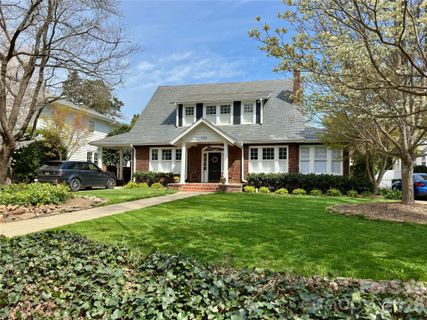 2021 Dilworth Road pending home in Dilworth, Charlotte, NC