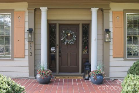 143 W End Street