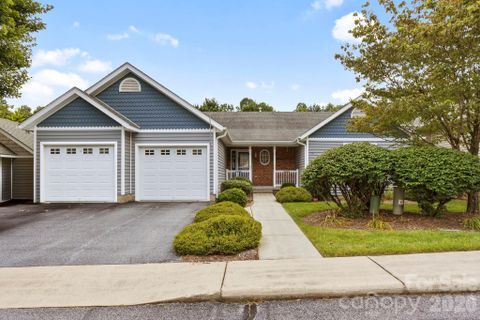 Homes in Charlestown Place, Hendersonville
