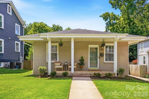 417 Woodvale Place