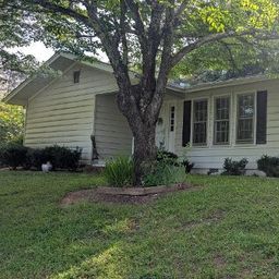 616 Pineview Lakes Road