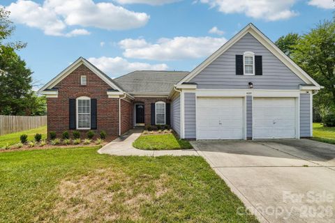 4689 Wycliff Court active home in Sheffield Manor, Concord, NC