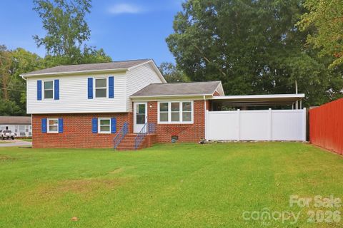 112 Annadelle Avenue