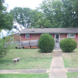 621 Westside Terrace