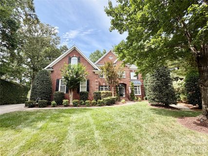 10904 Moran Lane pending home in Ballantyne Country Club, Charlotte, NC