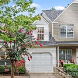 927 Sparrows Nest Lane