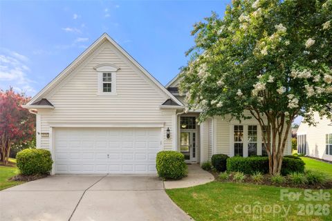 3030 Voyageurs Way active home in Sun City Carolina Lakes, Fort Mill, SC