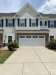 Homes in Dalton Woods, Huntersville