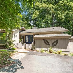 1 King Haigler Chase Street