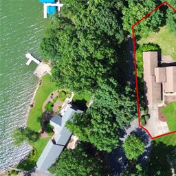 160 Quail Hollow Drive
