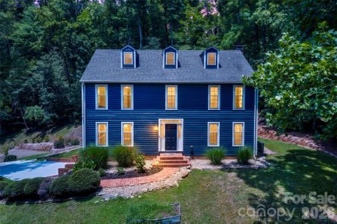 3132 Stoney Brook Drive active home in Cedar Rock Estates, Lenoir, NC