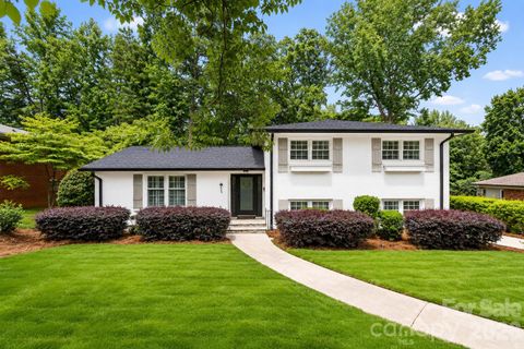 511 Merwick Circle pending home in Cotswold, Charlotte, NC