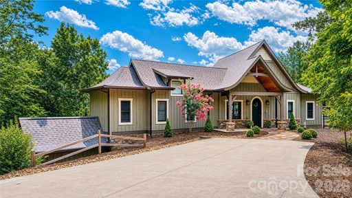 Homes in Bear Cliff, Nebo