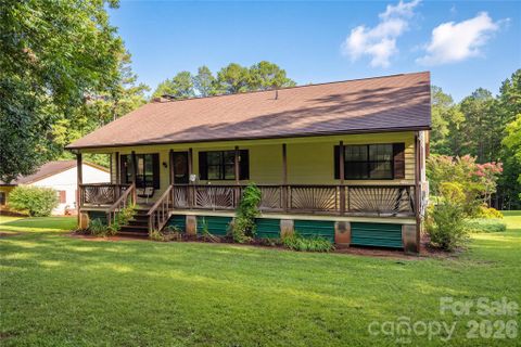 3323 Sadler Road