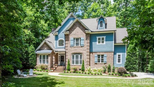 20029 Callaway Hills Lane pending home in Runneymede, Davidson, NC