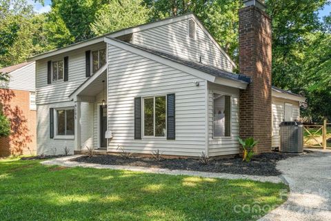 9205 Tree Haven Drive pending home in Sardis Forest, Charlotte, NC