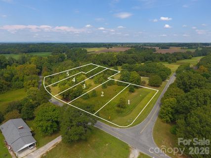 000 Putnam Lake Road