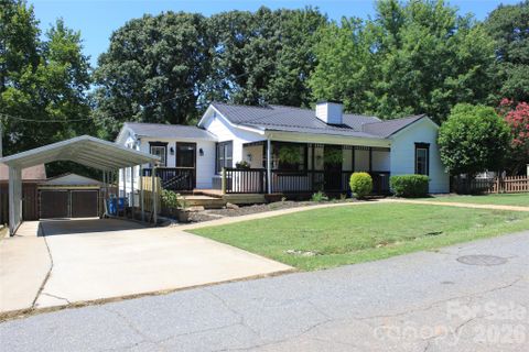 206 Bentwood Drive